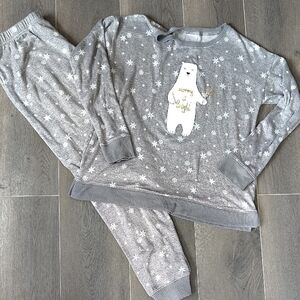 Secret Treasures Gray Kids Pajama Set with Polar Bear Design
